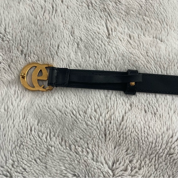 Gucci Black Belt with Gold Double G Buckle - Picture 9 of 15